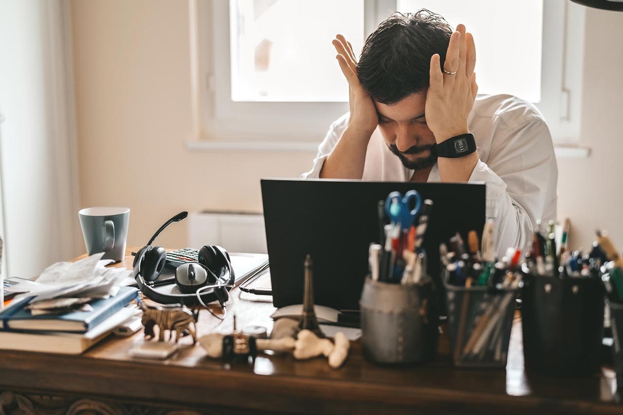 Receber a notícia de que “minha empresa foi processada” pode causar um verdadeiro abalo, especialmente quando se está no meio de negociações, expansão ou rotinas operacionais.